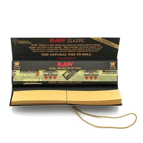 RAW Classic Black - King Size Slim Papers mit Tips