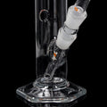 Orange Spot Bong #2 seitlich mit NS 18 Schliff und Kickloch
