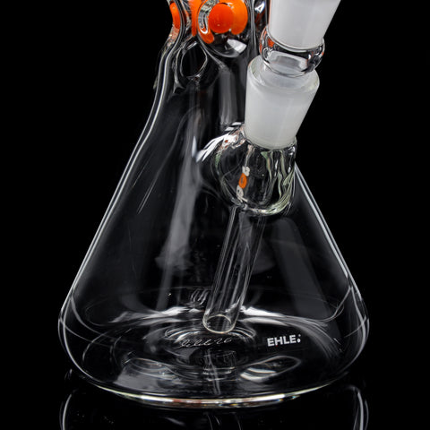 Orange Spot Beaker Bong #5 seitlich mit orangen Eiskerben