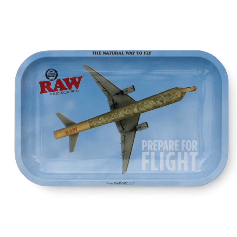 RAW Flying Rolling Tray Small aus Metall von oben, Flugzeugmotiv mit Schriftzug Prepare for Flight